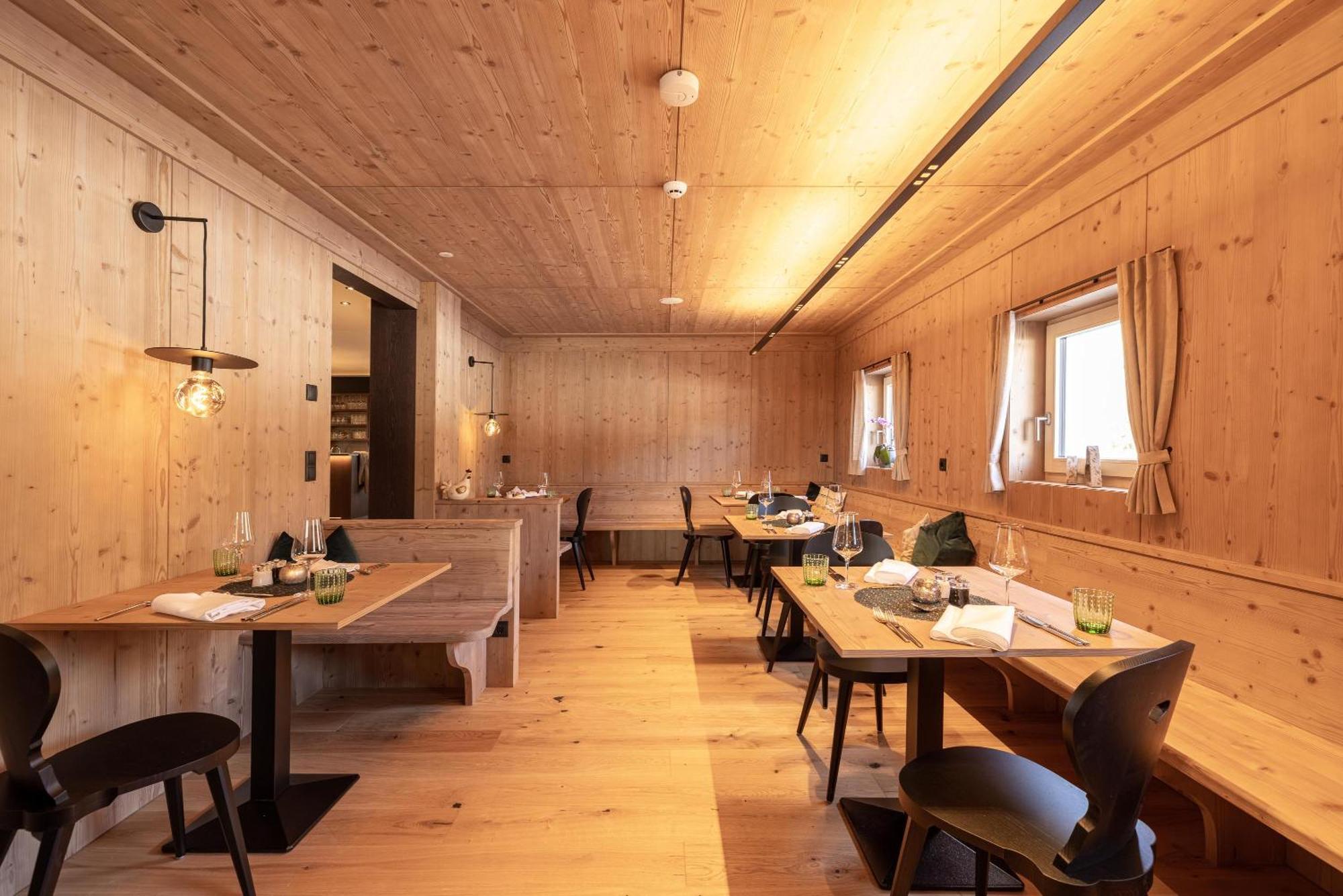 Alpine Life Hotel Anabel Cadipietra Eksteriør billede