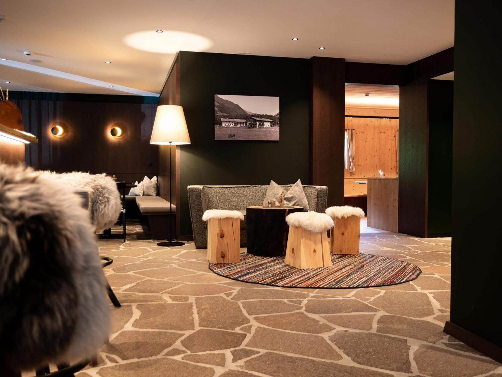 Alpine Life Hotel Anabel Cadipietra Eksteriør billede
