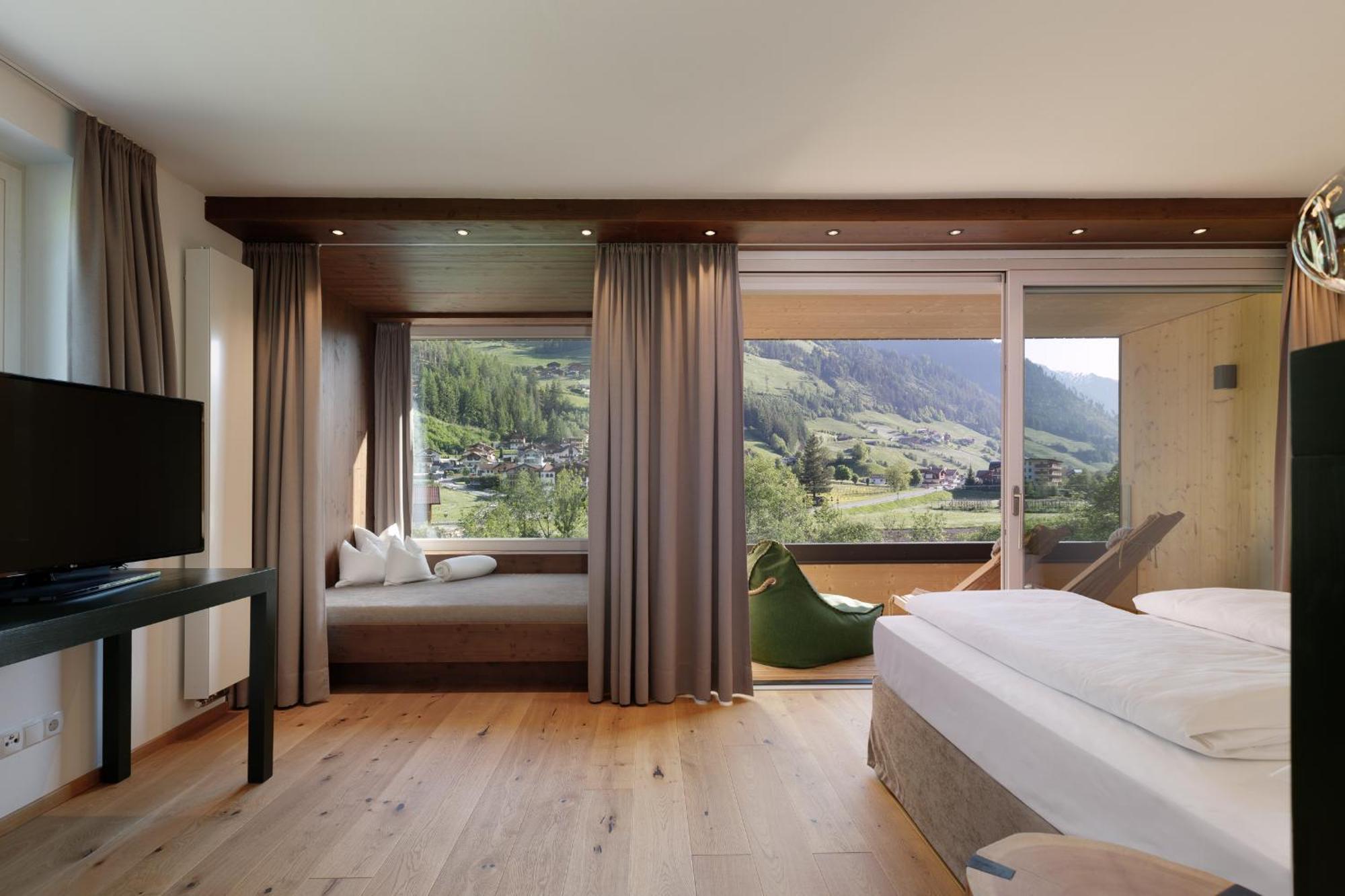 Alpine Life Hotel Anabel Cadipietra Eksteriør billede