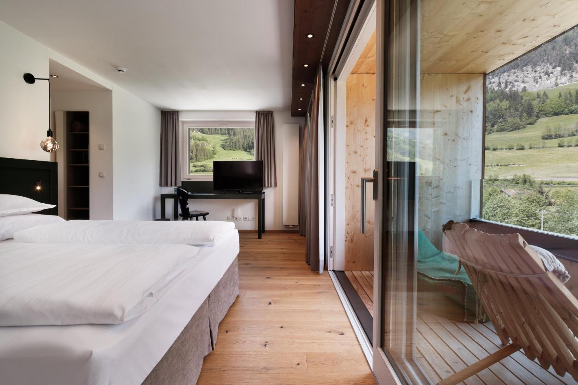 Alpine Life Hotel Anabel Cadipietra Eksteriør billede