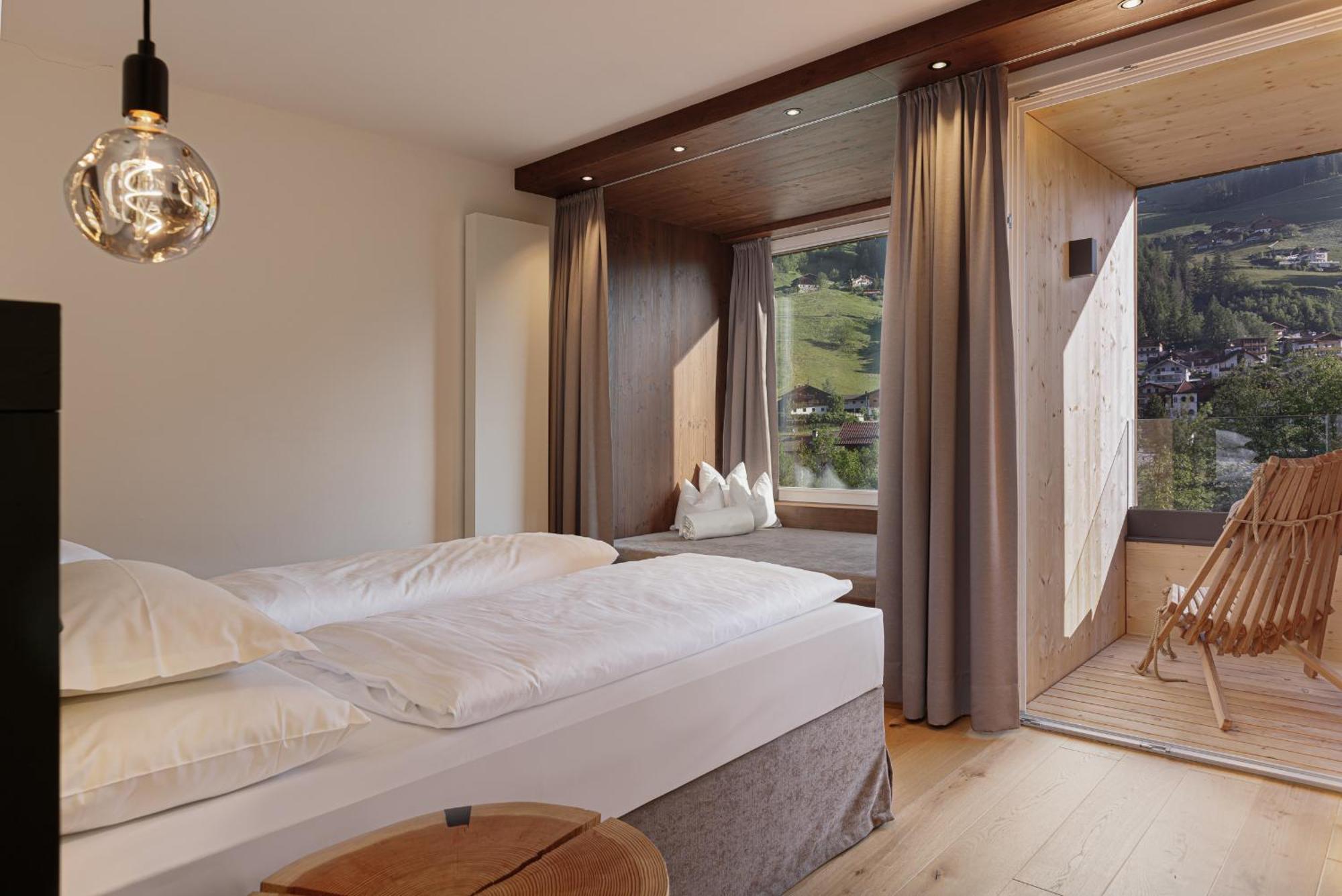 Alpine Life Hotel Anabel Cadipietra Eksteriør billede